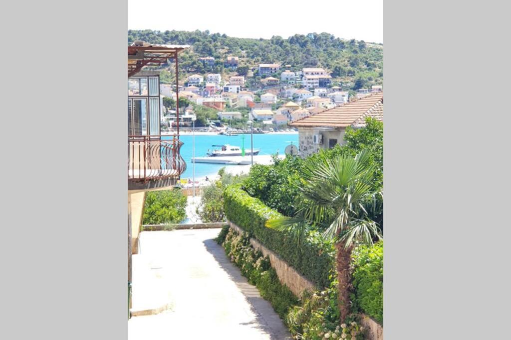 Oleandar Apartment Trogir Exterior photo